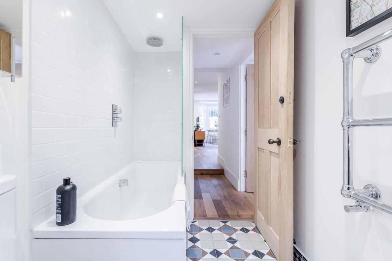 Bonnington Gardens - 1 Bed Open Plan Basement Flat Apartamento Londres